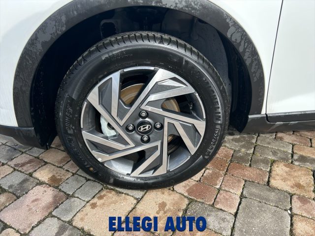 HYUNDAI Bayon usata, con USB