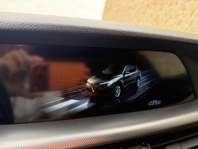 ALFA ROMEO Stelvio usata, con Luci diurne