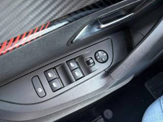 PEUGEOT 2008 usata, con Servosterzo