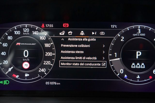 LAND ROVER Range Rover Velar usata, con Freno di stazionamento elettrico