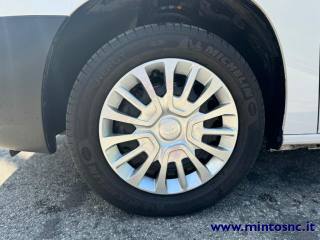 TOYOTA Proace City usata, con Autoradio