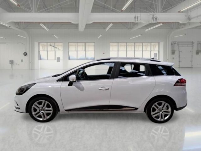 RENAULT Clio usata, con Airbag