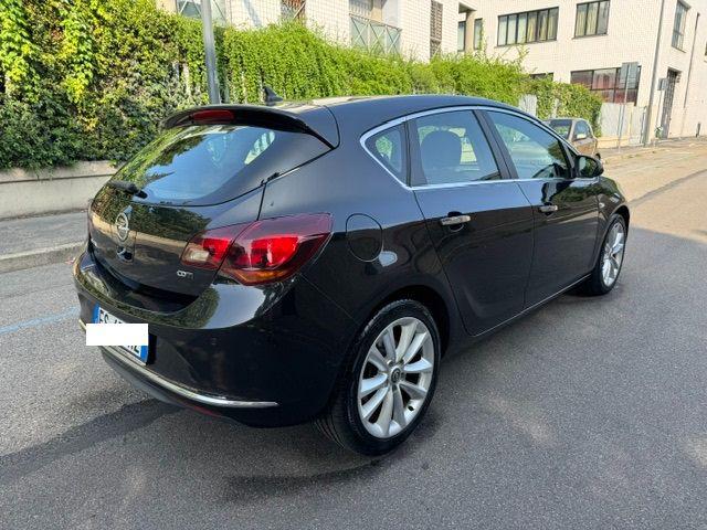 OPEL Astra usata, con Airbag laterali