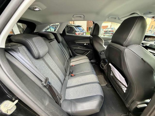 PEUGEOT 3008 usata, con Sedili riscaldati