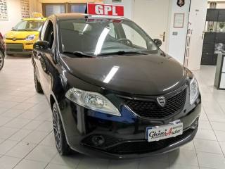 LANCIA Ypsilon usata, con Autoradio