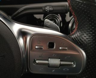 MERCEDES-BENZ CLA 180 usata, con Park Distance Control