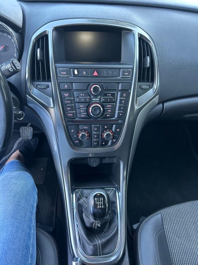 OPEL Astra usata, con Controllo trazione