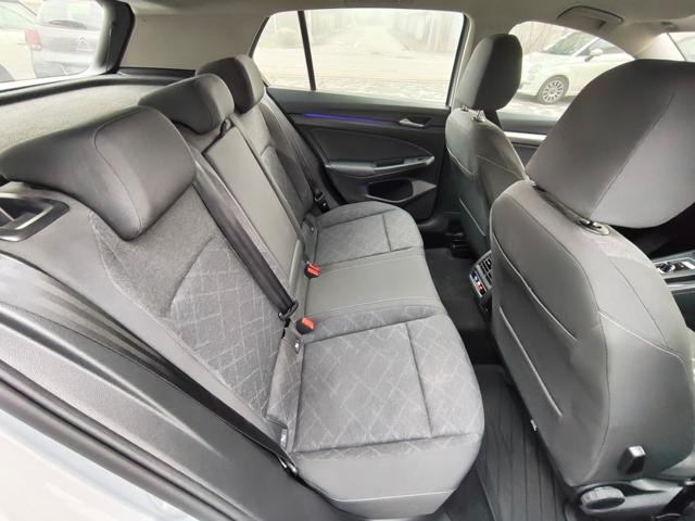 VOLKSWAGEN Golf usata, con Autoradio