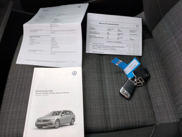 VOLKSWAGEN Passat Variant usata, con Cruise Control