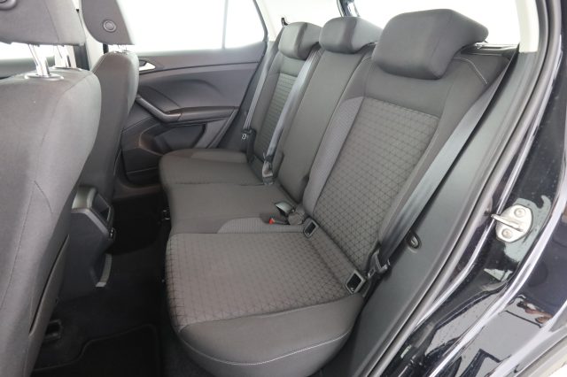 VOLKSWAGEN T-Cross usata 2