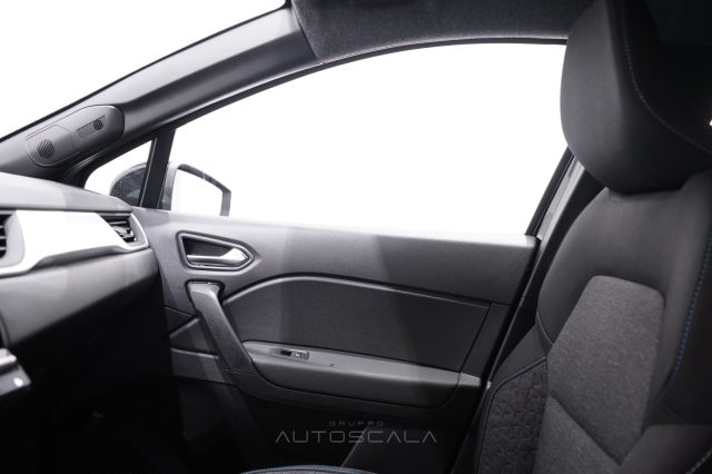 RENAULT Captur usata 19