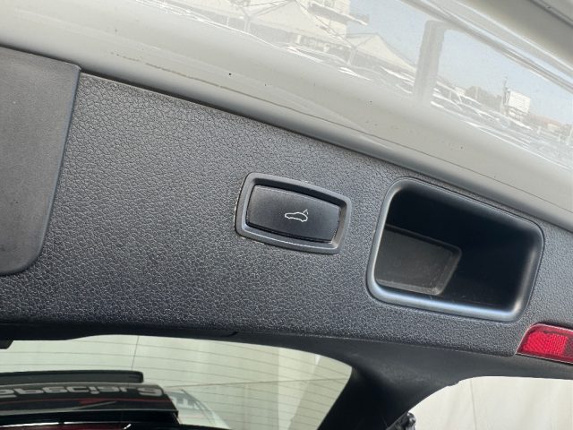 PORSCHE Macan usata 34