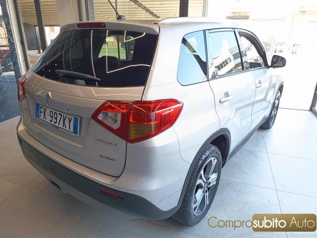 SUZUKI Vitara usata, con Autoradio