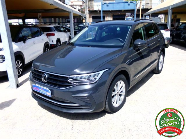 VOLKSWAGEN Tiguan usata, con Airbag laterali