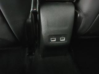 PEUGEOT 2008 usata, con USB