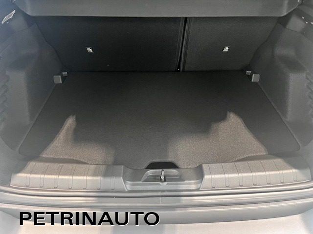 JEEP Avenger usata, con Sedile posteriore sdoppiato