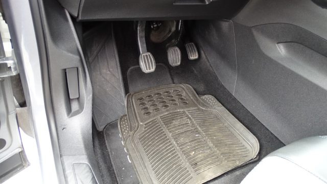 PEUGEOT 5008 usata 69