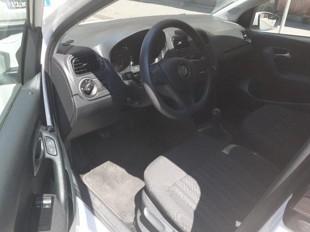 VOLKSWAGEN Polo usata, con Autoradio
