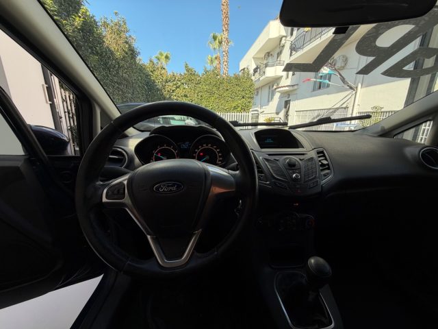 FORD Fiesta usata, con Specchietti laterali elettrici