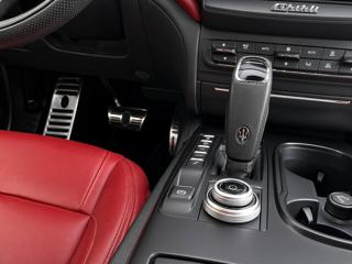 MASERATI Ghibli usata, con Tettuccio apribile