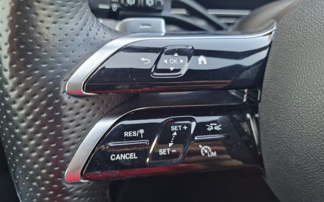 MERCEDES-BENZ C 220 usata, con Cronologia tagliandi