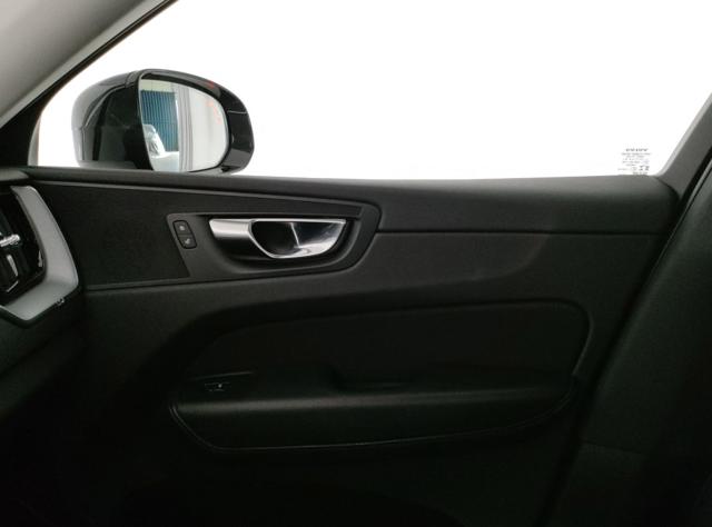 VOLVO XC60 usata, con Luci diurne LED