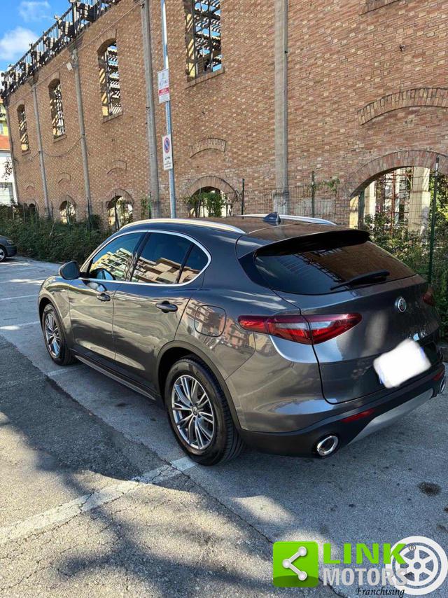 ALFA ROMEO Stelvio usata, con Cerchi in lega