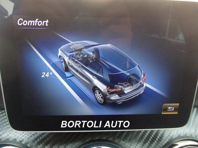 MERCEDES-BENZ GLA 200 usata, con USB