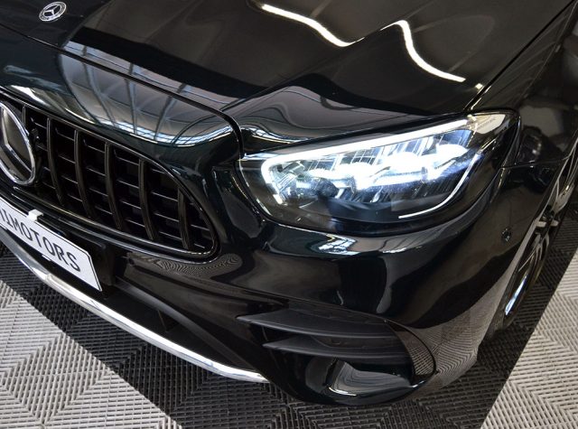 MERCEDES-BENZ E 200 usata, con USB