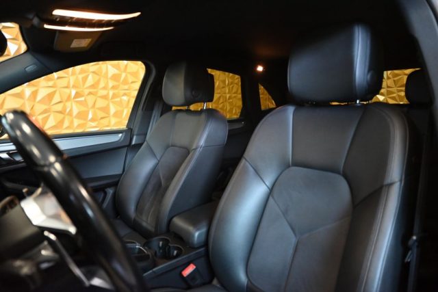 PORSCHE Macan usata 25