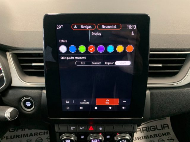RENAULT Captur usata, con USB