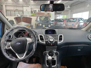 FORD Fiesta usata, con Hill holder