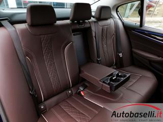 BMW 530 usata, con Luce d