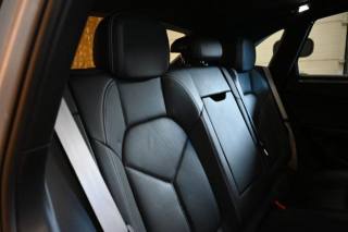 PORSCHE Macan usata 36
