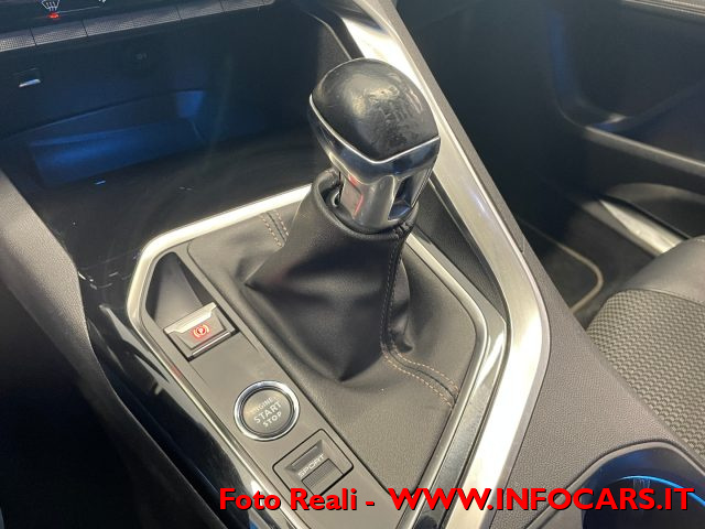 PEUGEOT 3008 usata, con Luci diurne LED