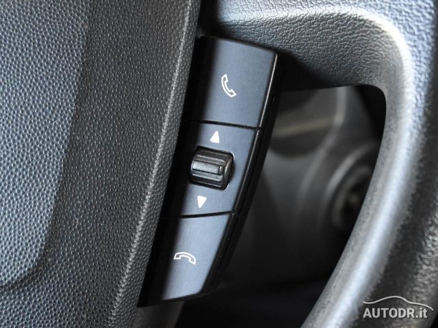 PEUGEOT Boxer usata, con Bluetooth