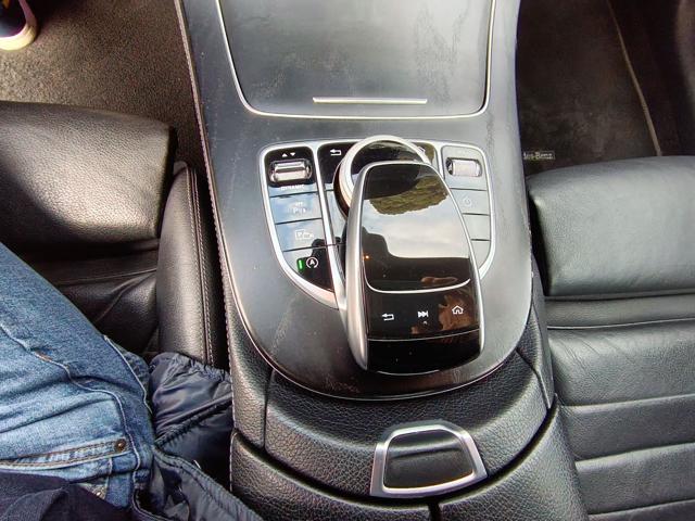 MERCEDES-BENZ E 220 usata, con Cronologia tagliandi