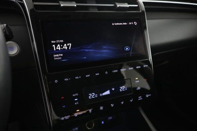 HYUNDAI Tucson usata 10