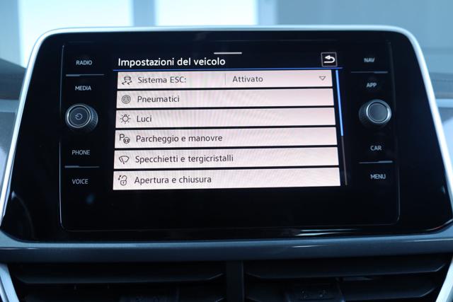 VOLKSWAGEN T-Roc usata, con Controllo elettronico della corsia
