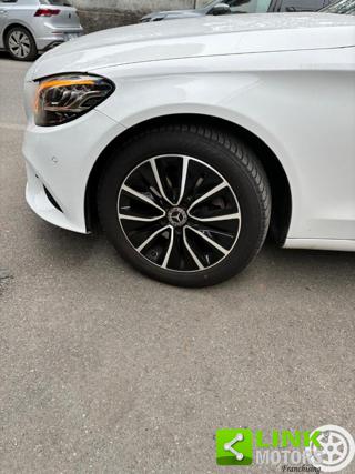 MERCEDES-BENZ C 220 usata, con Boardcomputer