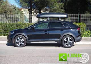 VOLKSWAGEN Taigo usata, con USB