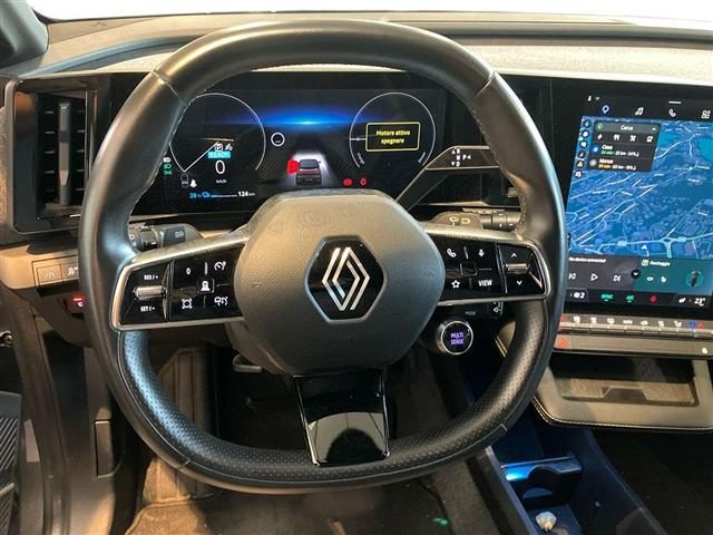 RENAULT Megane usata, con Volante multifunzione