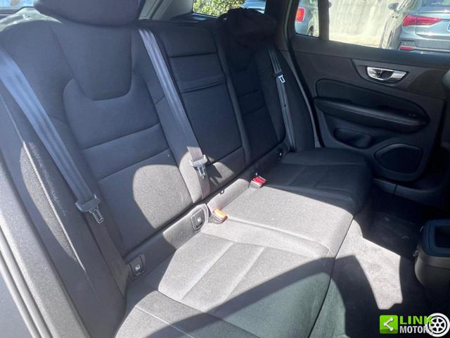 VOLVO V60 usata, con Sedile posteriore sdoppiato