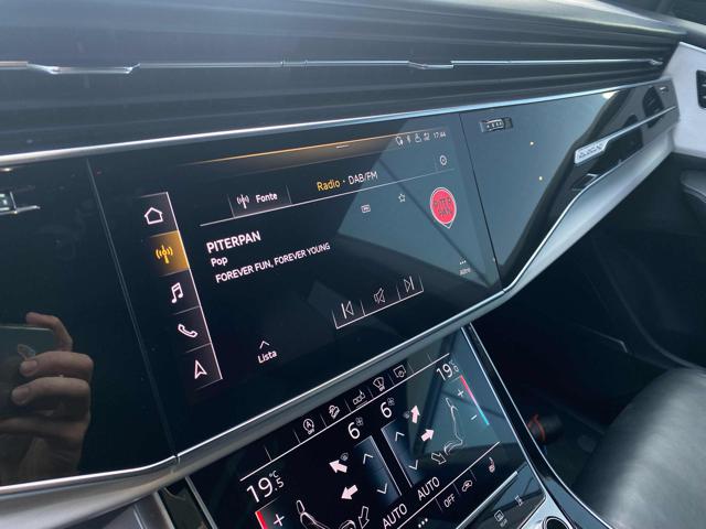 AUDI Q8 usata, con Sedili riscaldati