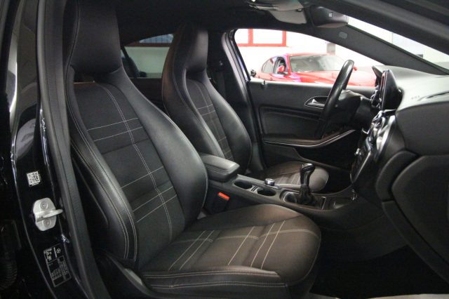 MERCEDES-BENZ A 180 usata, con USB