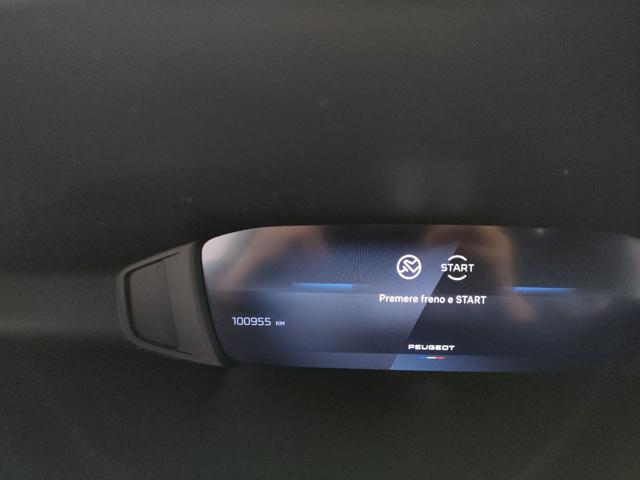 PEUGEOT 308 usata, con Fari LED