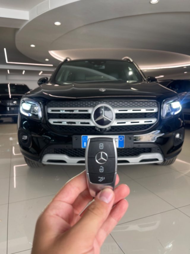 MERCEDES-BENZ GLB 200 usata, con Controllo trazione
