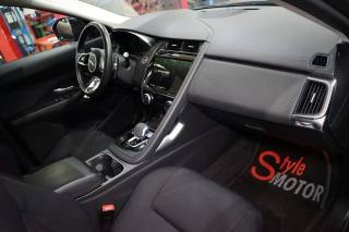 JAGUAR E-Pace usata, con Volante in pelle