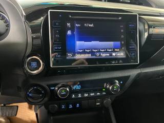 TOYOTA Hilux usata, con Fendinebbia