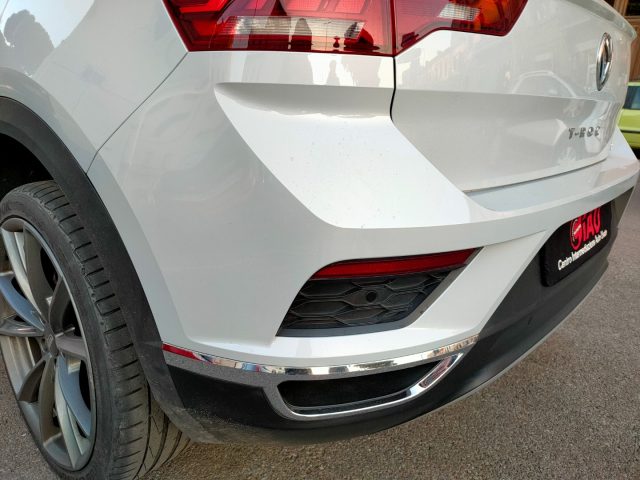 VOLKSWAGEN T-Roc usata, con Autoradio digitale